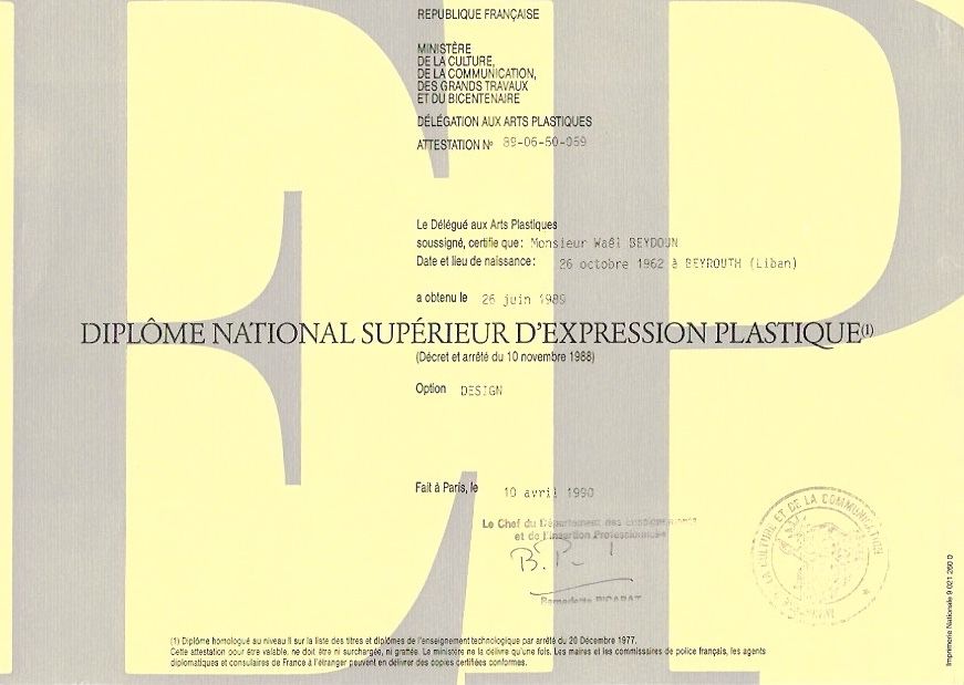 Diplôme National Supérieur d’Expression Plastique – Option Design délivré à François W. Beydoun.